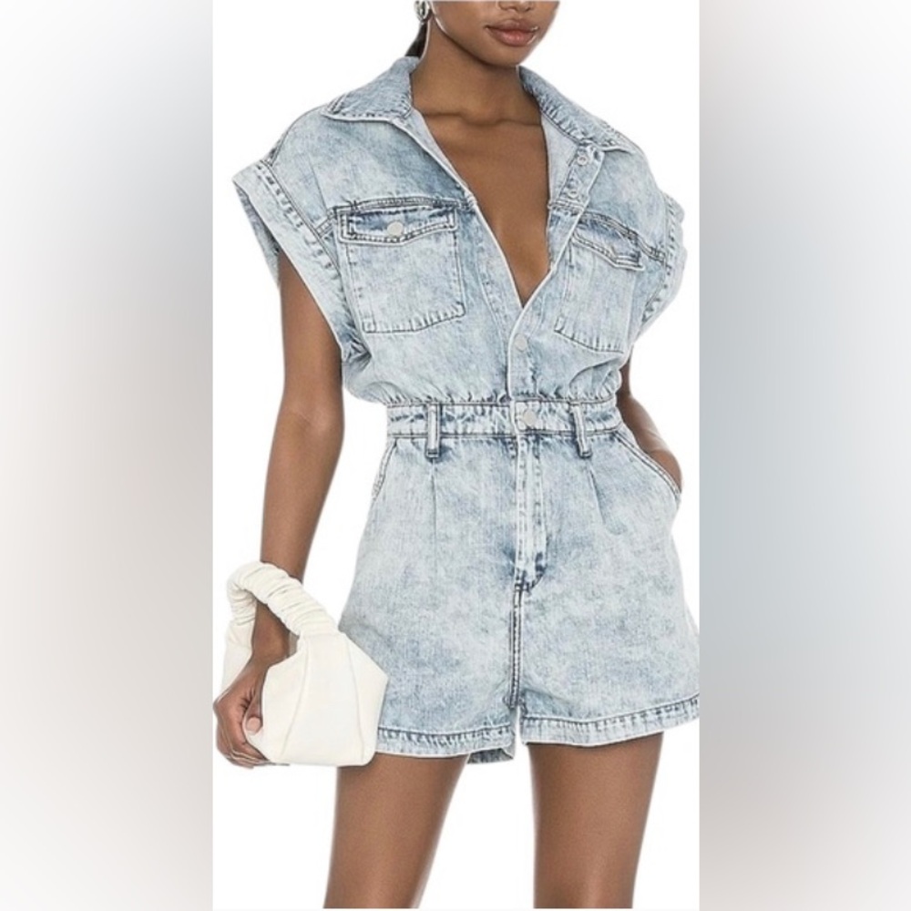 BLANKNYC Head‎ Backstage Acid Washed 80s-90s Inspired Denim Romper - Picture 4 of 13